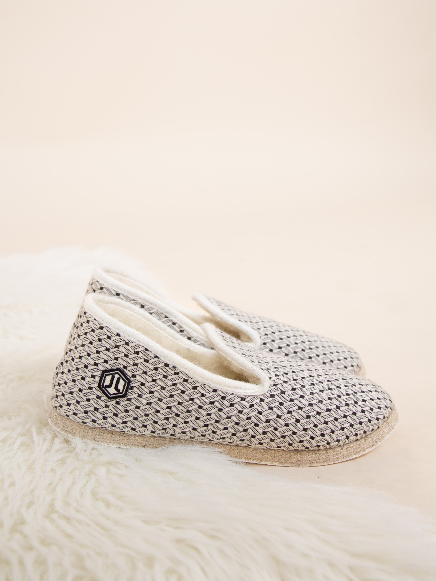 charentaises blanc noir s4.jpg charentaises blanc noir s4.jpg