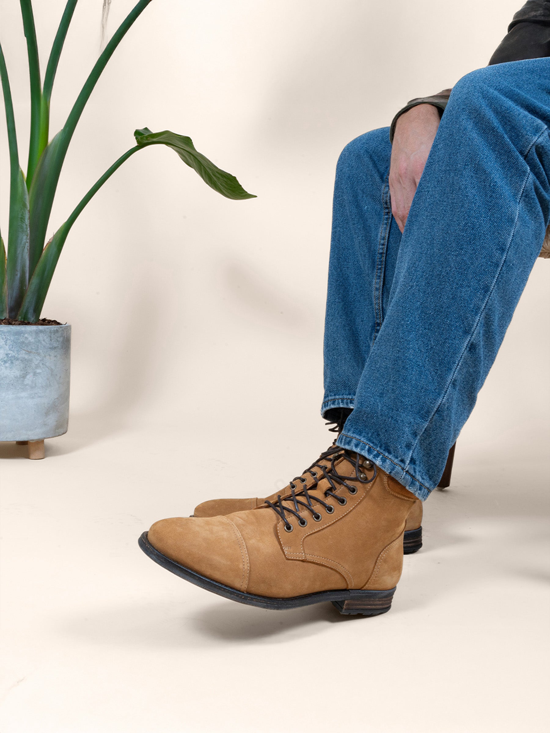 ranger boots col cuir nubuck cognac s1.jpg ranger boots col cuir nubuck cognac s1.jpg